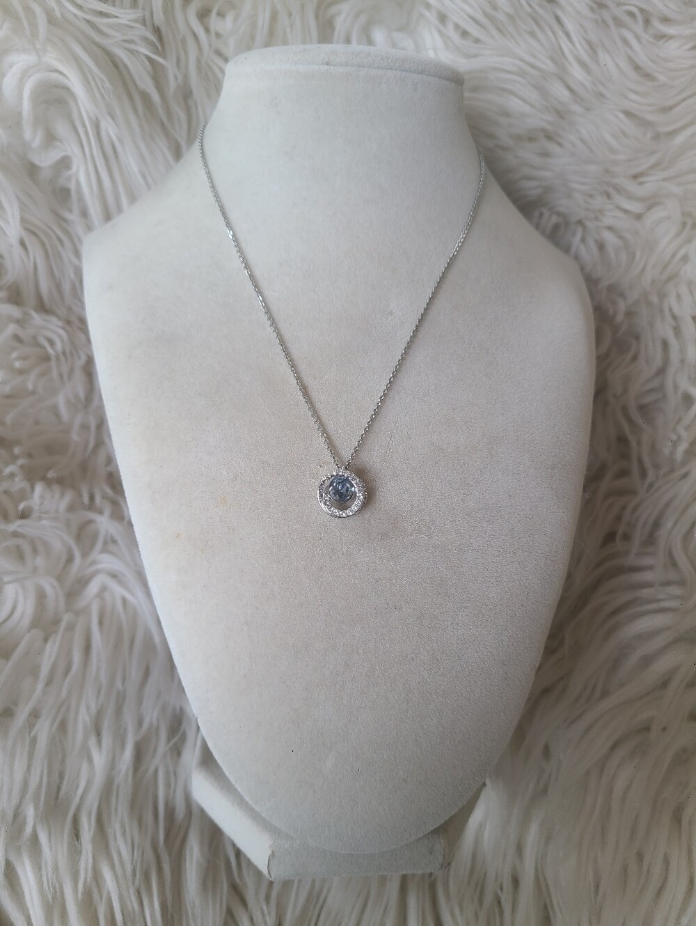 Swarovski Generation Blue Crystal Pendant Necklace 5289028- Excellent Condition